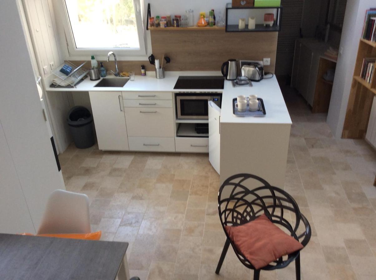 Maisonnette De Charme Villa Уистреам Екстериор снимка